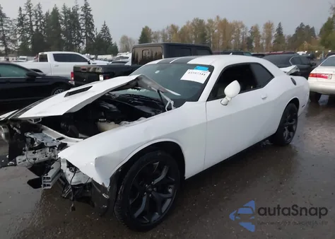 2020 Dodge Challenger Sxt z USA, uszkodzony, nr VIN 2C3CDZAG6LH231524